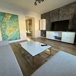 2 Izbovy Moderny Centrum