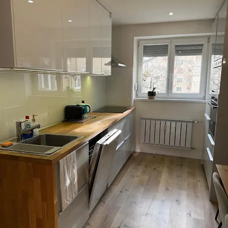 2 Izbovy Moderny Centrum Apartamento *