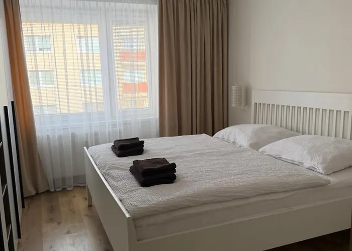 2 Izbovy Moderny Centrum *